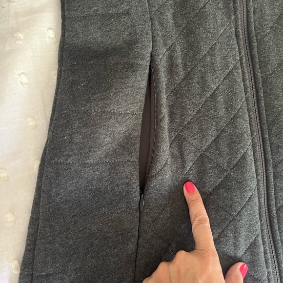 NORTH FACE Excellent North Face women grey jacket. - Picture 8 of 10